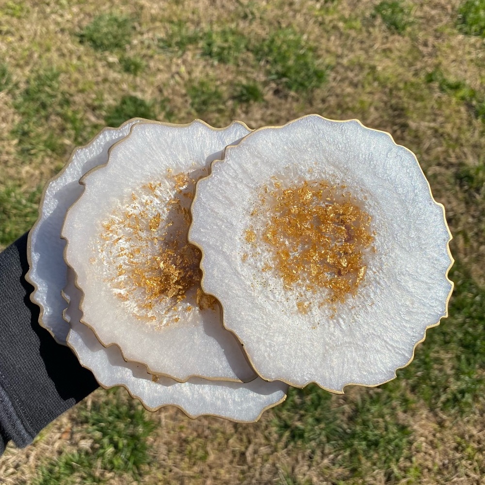 Large Geode Coaster Set of 4 - Picture 10 of 10